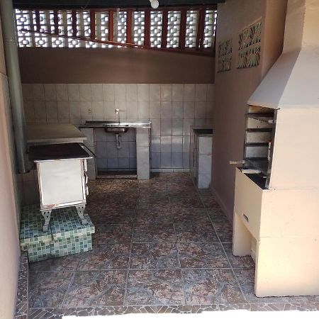 Casa Aconchegante Com Piscina! Villa Cananeia Luaran gambar